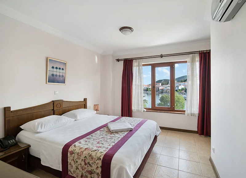 Deniz Manzarali Oda 4 1